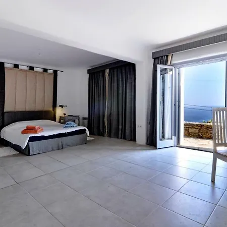 Lia Luxury Villa