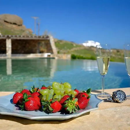 Lia Luxury Villa Kalafatis